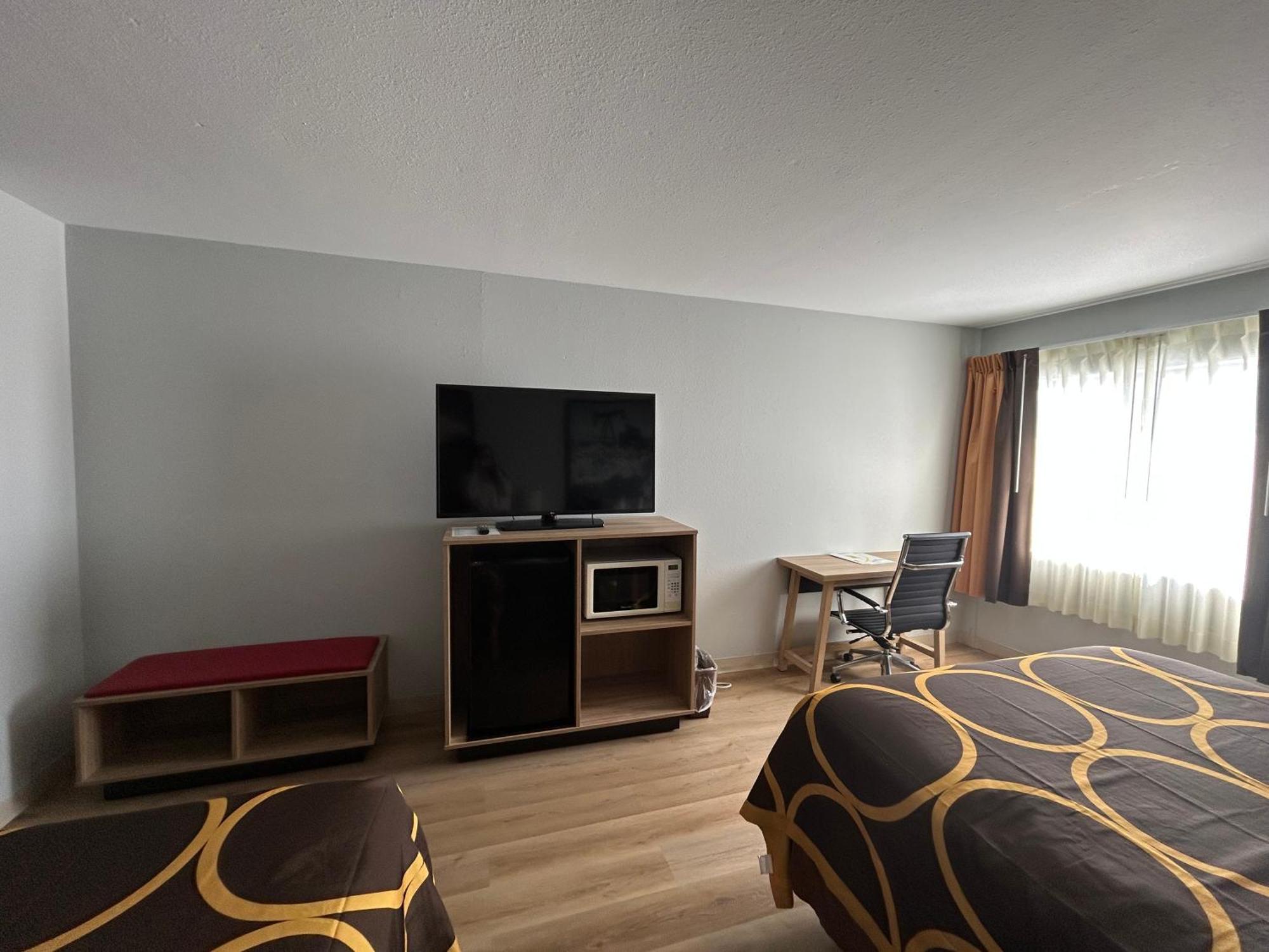 Hotel Super 8 By Wyndham Sterling Co Esterno foto