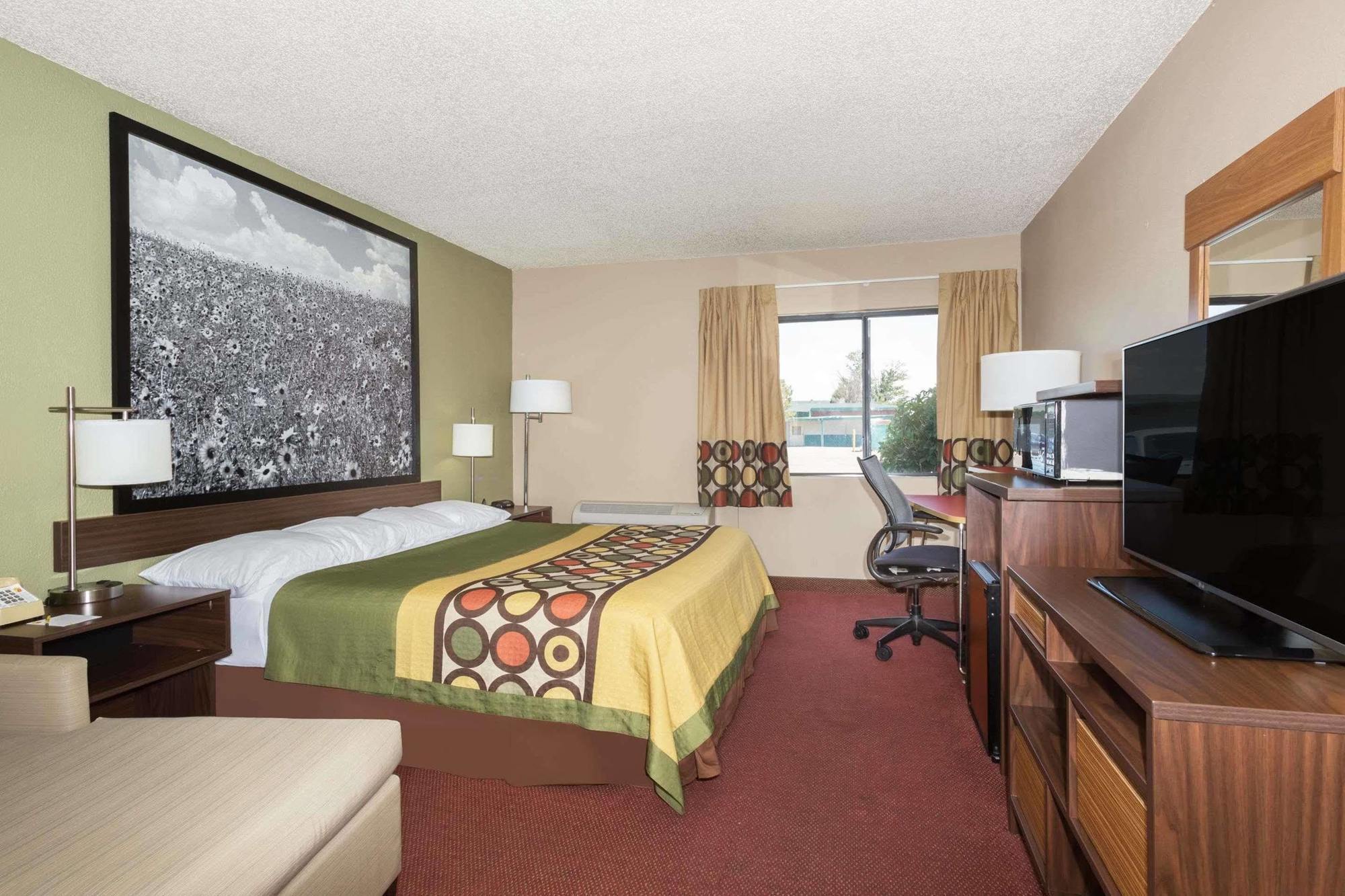 Hotel Super 8 By Wyndham Sterling Co Esterno foto