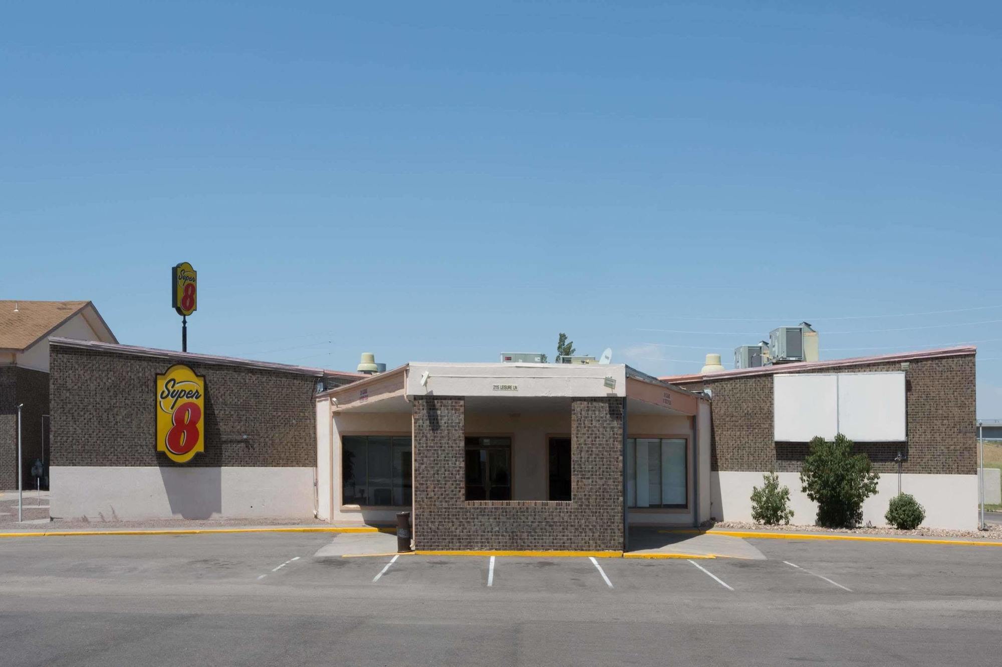 Hotel Super 8 By Wyndham Sterling Co Esterno foto