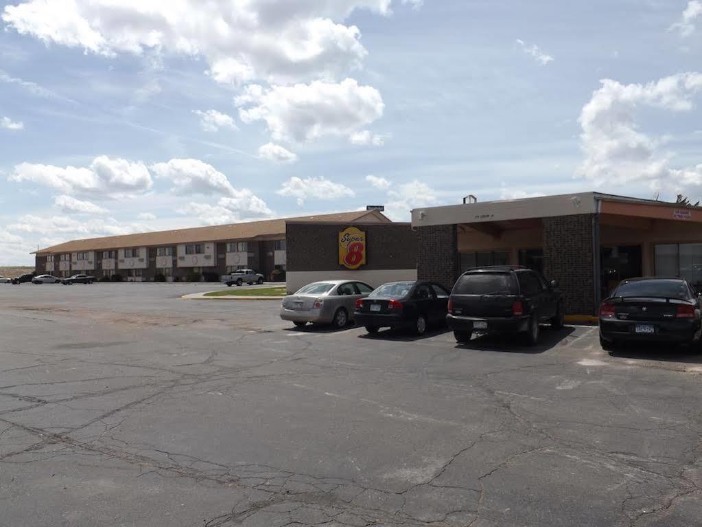 Hotel Super 8 By Wyndham Sterling Co Esterno foto